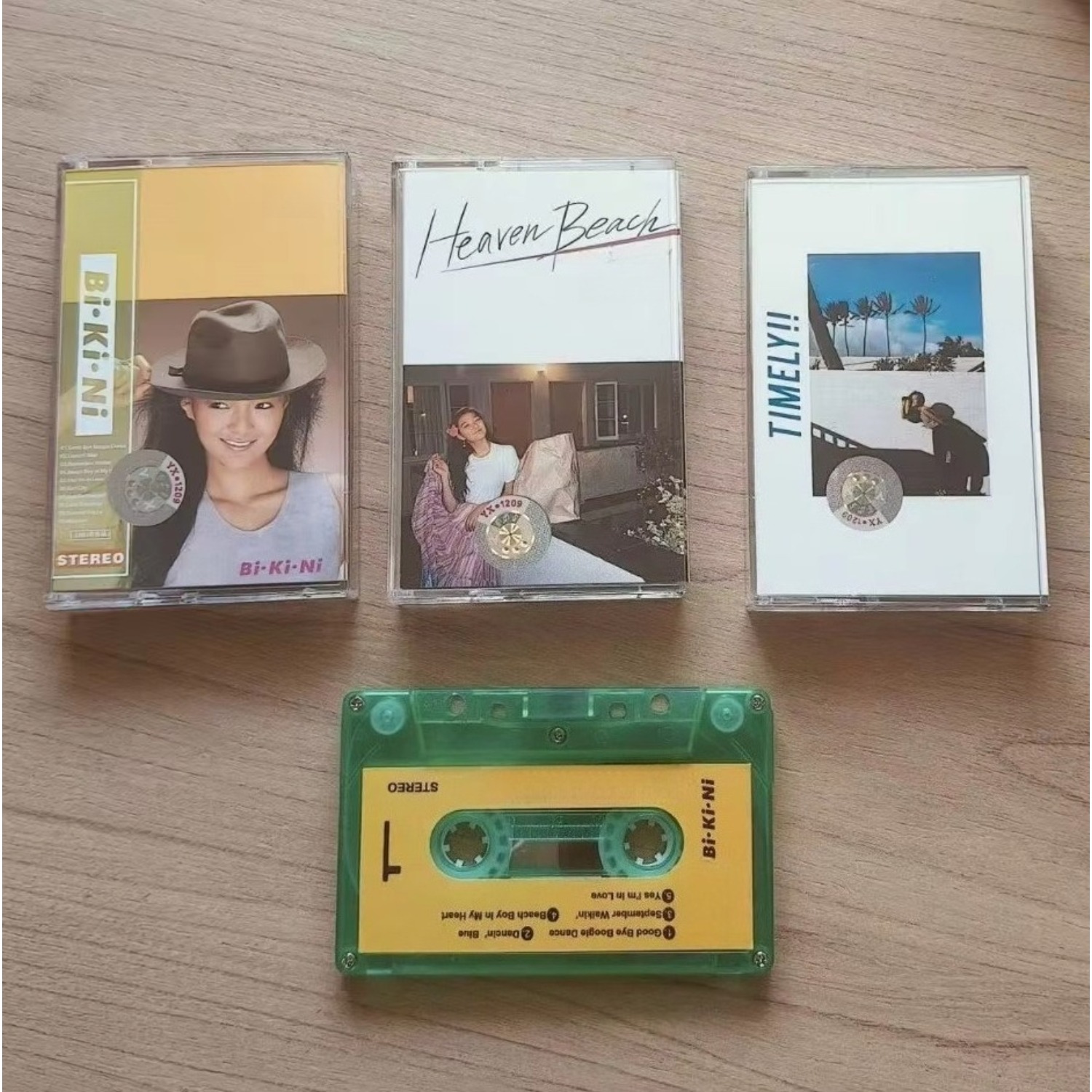 Vintage Collection - レトロな日本のアーバンポップ音楽カセットテープ 陽気なヴィンテージ・ボーカルスタジオ録音 サニーな雰囲気のクラシック80年代ポップミュージックコレクション