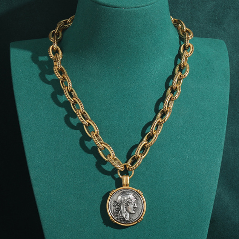 Vintage Collectible Coins - ヴィンテージチョーカーネックレス古代アバター彫刻コインヘッドゴールドカラーチェーンドバイジュエリー女性用高級チャームパーティー2026新作