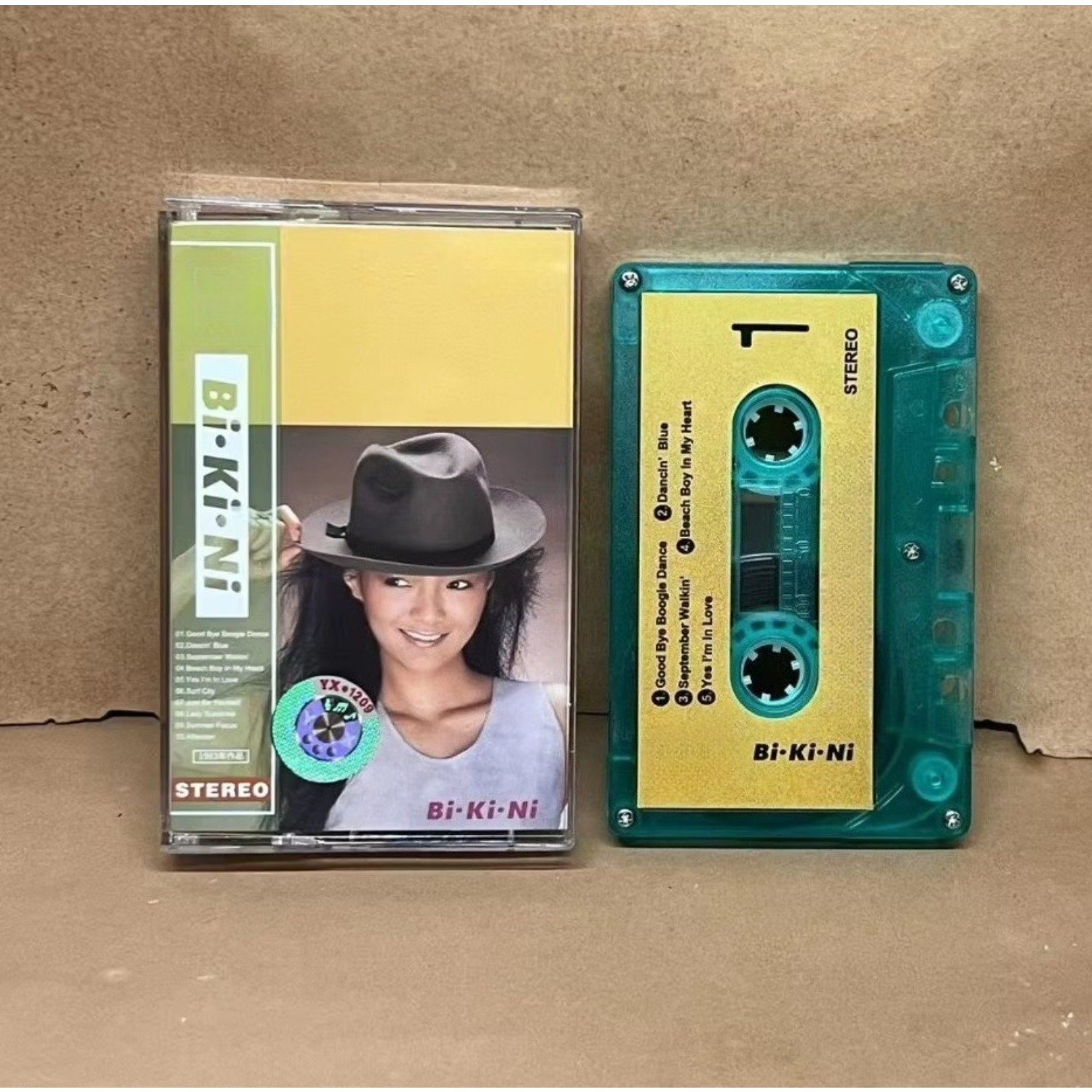 レトロな日本のアーバンポップ音楽カセットテープ　陽気なヴィン - Vintage Collection のレビューと価格