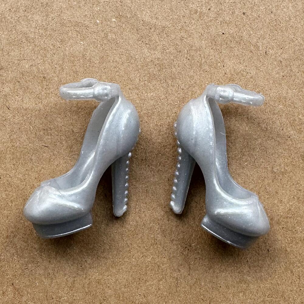 1/6スケール ヴィンテージ ハイヒール ファッション ロン - Vintage Collectible Barbies のレビューと価格