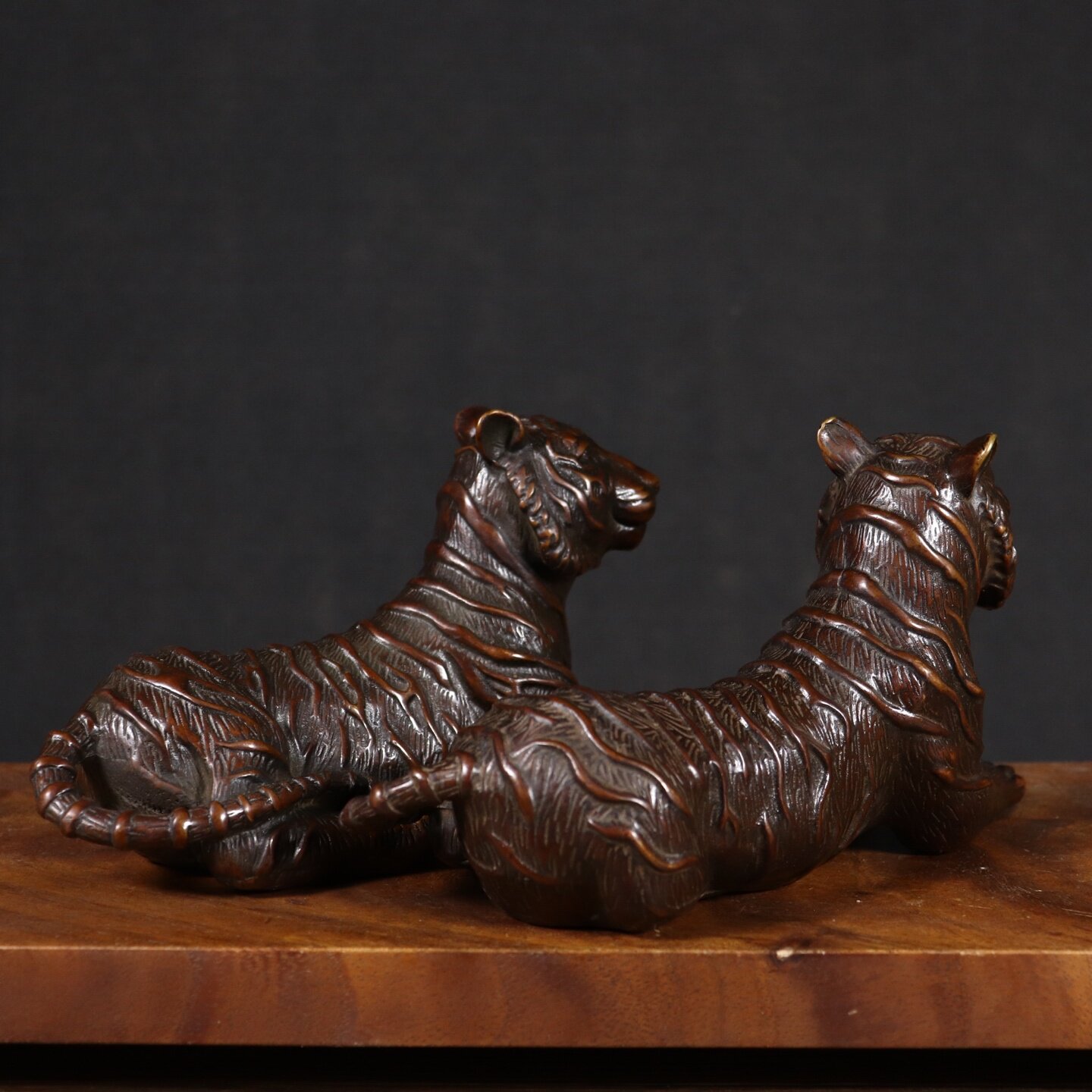 中国風水学のヴィンテージ銅製虎像、天然緑青、幸運をもたらす、 - Vintage Collectible Stores のレビューと価格